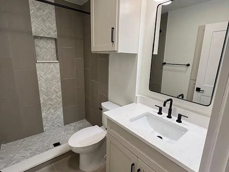 8012 Pinedale Cv #A — Photo 16
