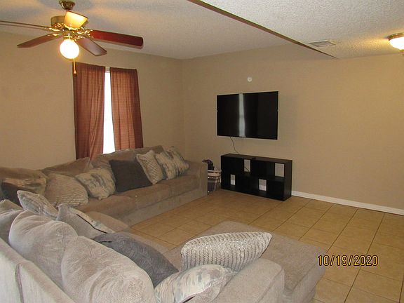 2nd image of 1853 Whispering Oaks Ln