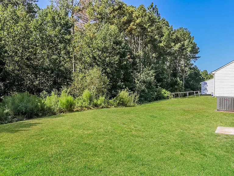 732 Fitzroy Dr — Photo 15