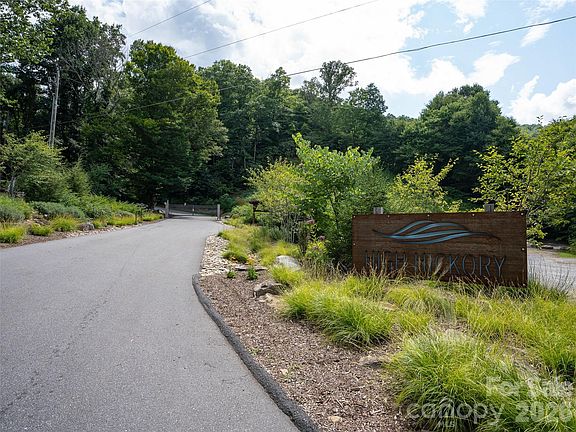 5th image of 1394 Daydream Rdg