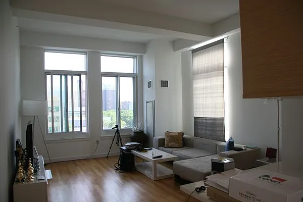 Rented by City Connections Realty | media 2