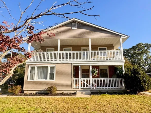 11 Crestmont Dr, Somers Point, NJ 08244