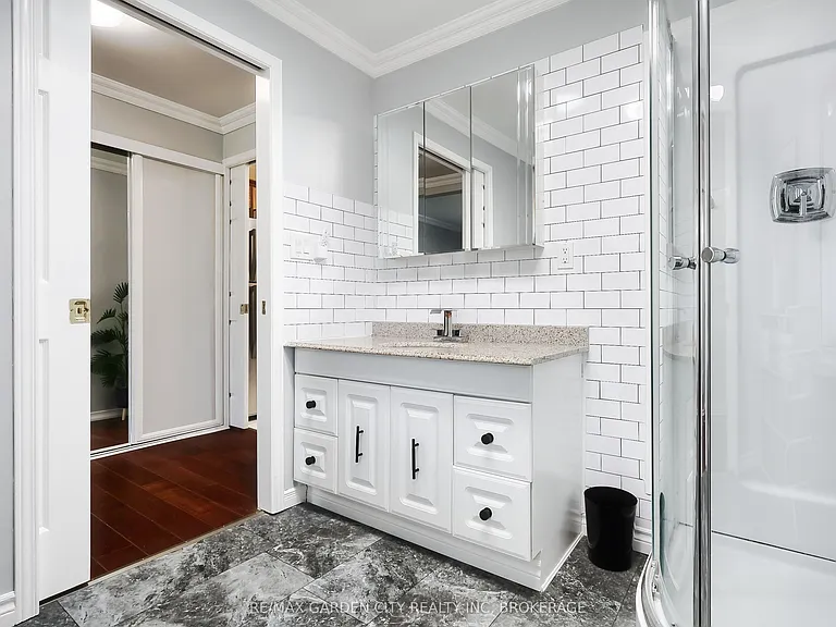 84 Lincoln Ave — Photo 15