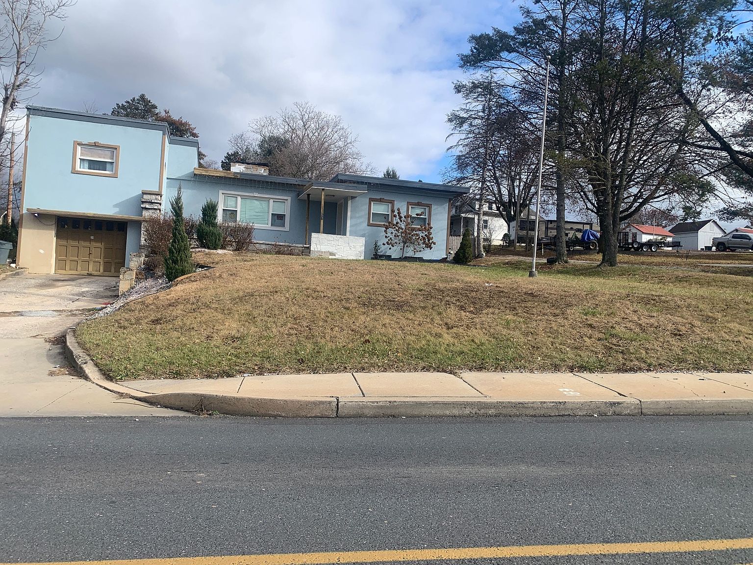 51 N Main St, York New Salem, PA 17371 Zillow