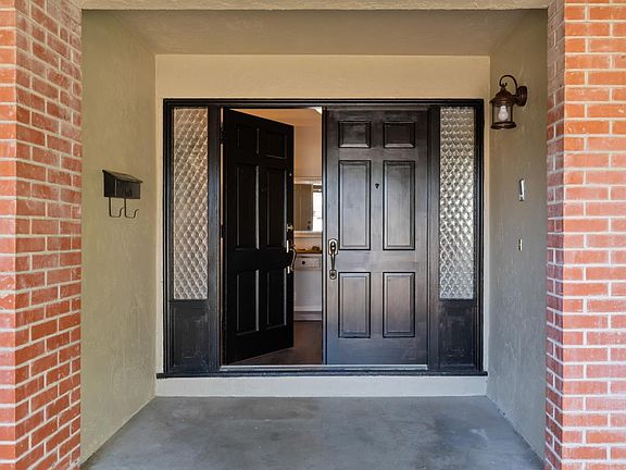 4th image of 4865 Tampico Way