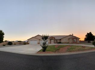 7518 El Manor Rd, Oak Hills, CA 92344