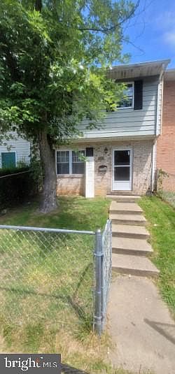 1st image of 46866 Rogers Dr