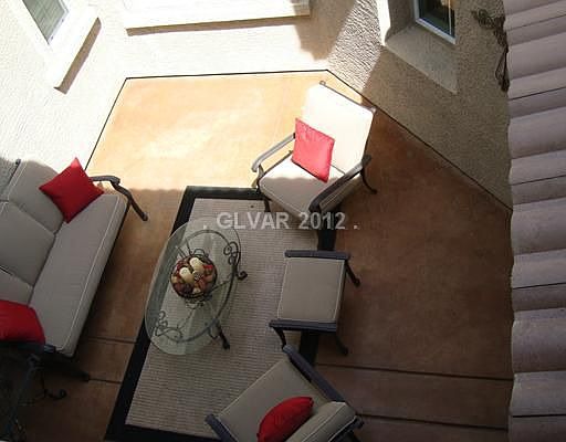 3rd image of 10267 Sunset Gardens Dr