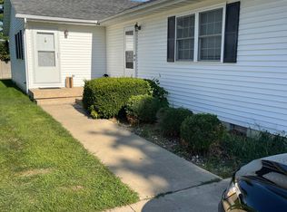 404 Brandywine Rd #D, Springfield, IL 62704