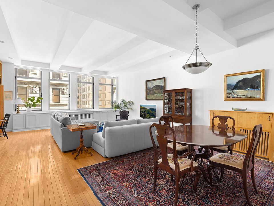 1st image of 252 7th Ave APT 11G
