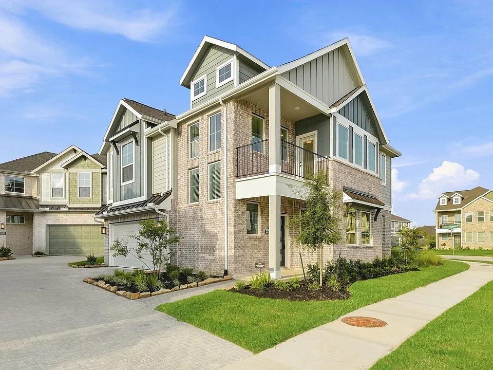 21202 Creeping Bentgrass Dr
