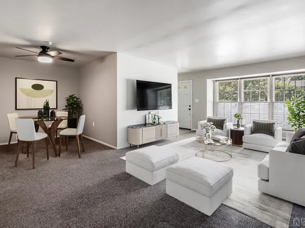 93 Secretariat Ct, Tinton Falls, NJ 07724