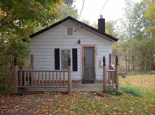 310 1/2 Maple Dr, Leroy, MI 49655