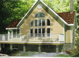 75 Worthington Rd, Huntington, MA 01050