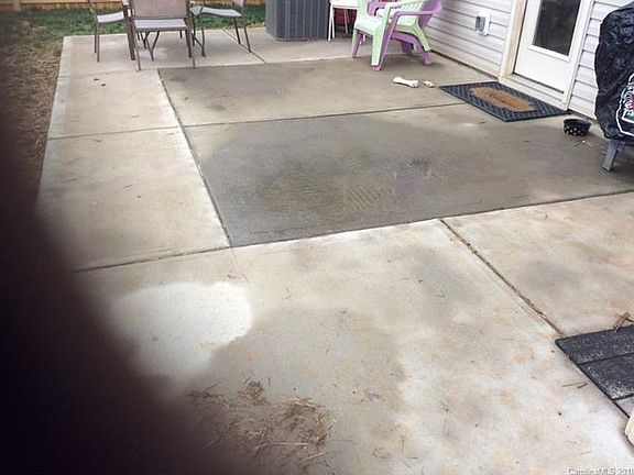 3rd image of 12843 Clydesdale Dr