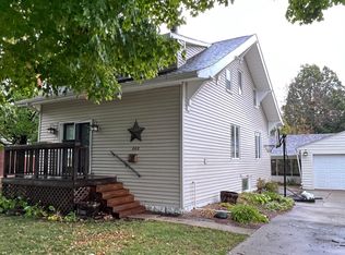 660 W 6th St, Garner, IA 50438