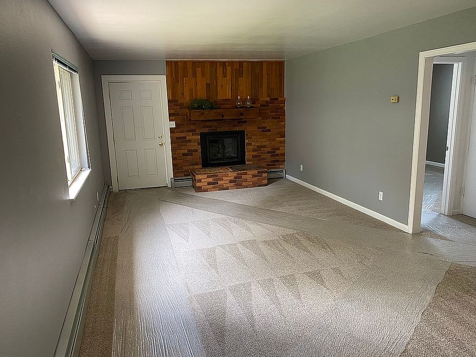 Wood burning fireplace