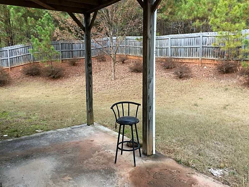 2nd image of 2975 Montview Dr SW