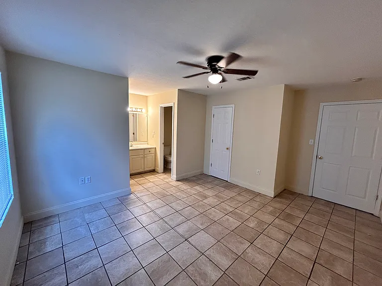 189 N Wind Ridge Ln #A — Photo 8