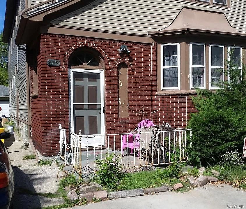 1st image of 312 Sterling Ave #2
