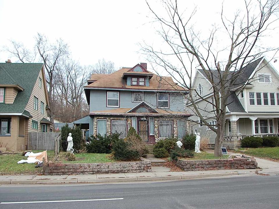 1st image of 1102 N Michigan St