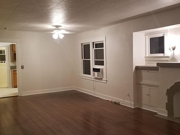 Living room (view from front)