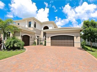 4581 Azalea Dr, Naples, FL 34119