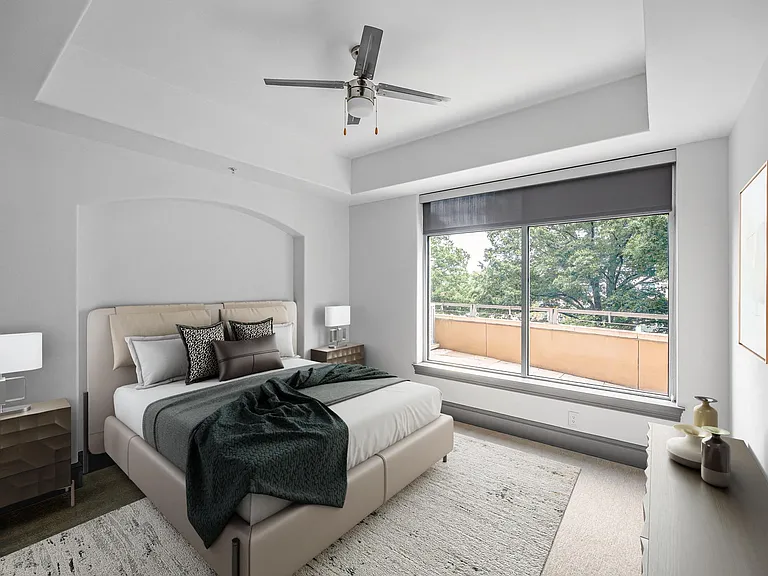 The Residence at Southpark — Photo 11