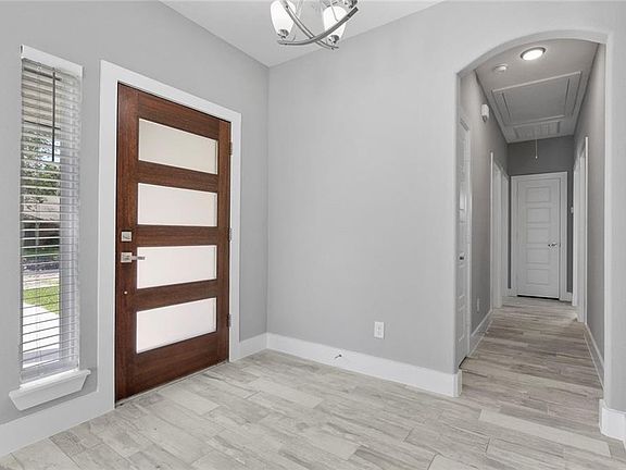 3rd image of 8509 Kensington Dr