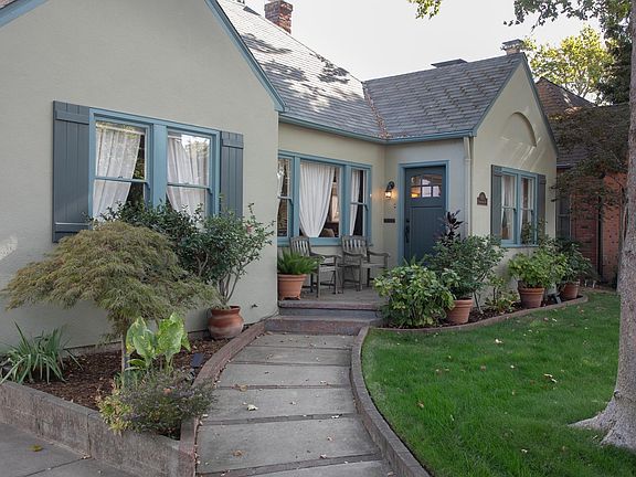 4th image of 4633 Buckingham Way