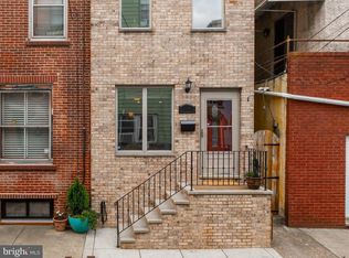 1144 Titan St, Philadelphia, PA 19147