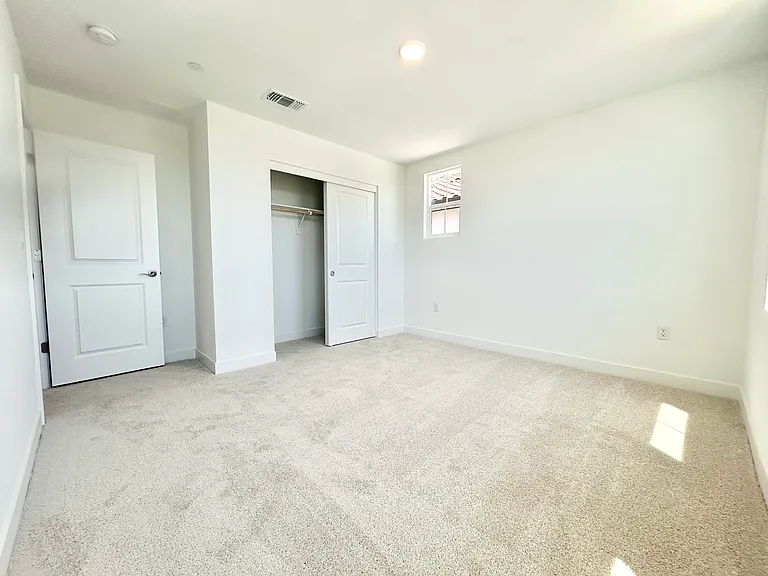339 Glass Beach Dr — Photo 18