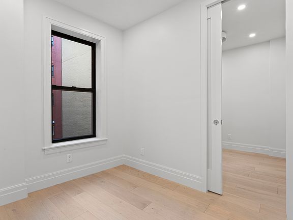 5th image of 373 Broome St Unit 19