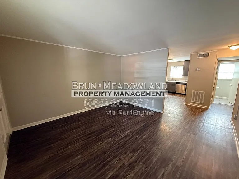 5540 N Broadway St #17 — Photo 5