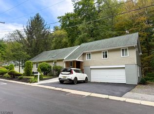 72 E Main St, High Bridge, NJ 08829