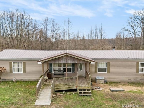 2nd image of 1619 McIntyre Road