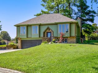 1161 Columbine Cir, Norwalk, IA 50211