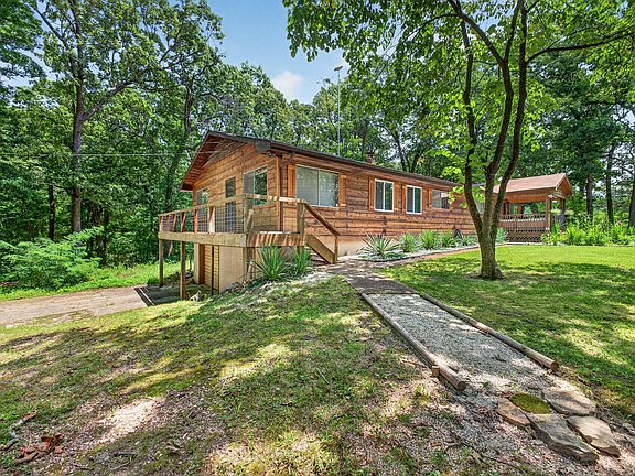 5th image of 411 Moon Valley Road