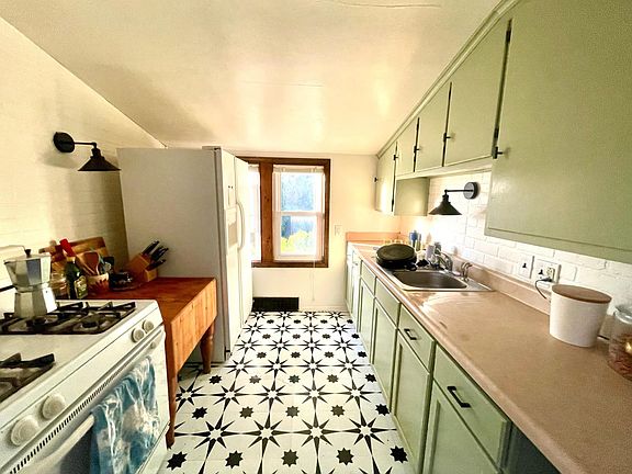 5th image of 4845 N Navajo Ave