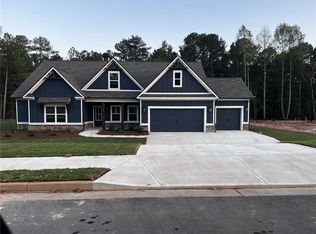 1151 Holly Dr, Loganville, GA 30052