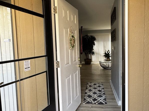 5894 Par Three Ct, Lithonia, GA 30038