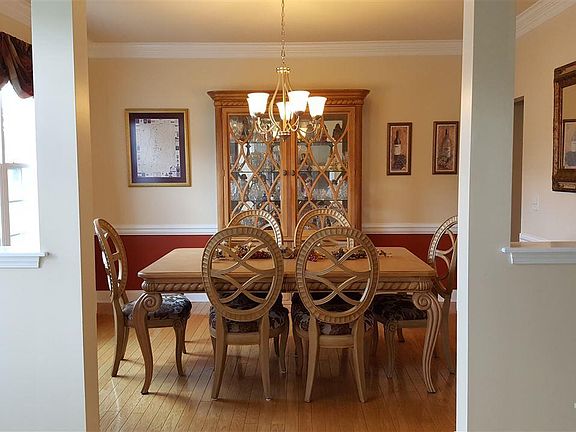 3rd image of 1107 Olympic Dr