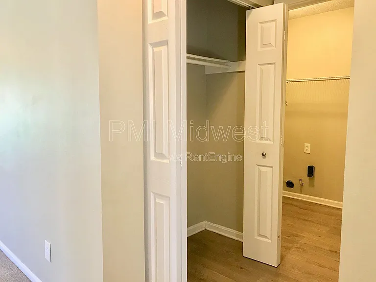 3215 Keystone Lakes Way — Photo 14