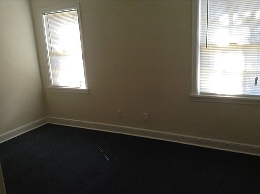 3rd image of 3383 Park Ave