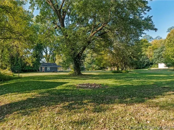 216 N 3rd Street, Utica, IN 47130