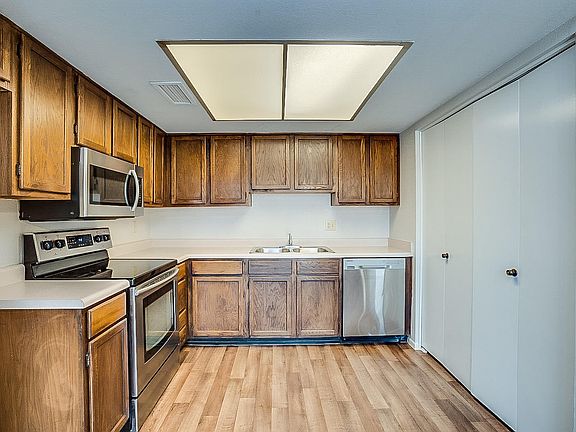 2nd image of 1342 W Emerald Ave Unit 273