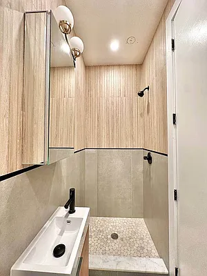 Rented by SpaceReqs LLC | media 5