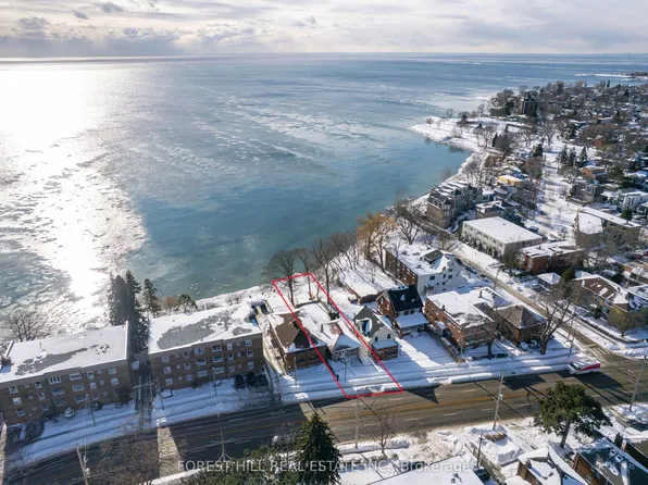 2703 Lake Shore Blvd W, Toronto, ON M8V 1G6