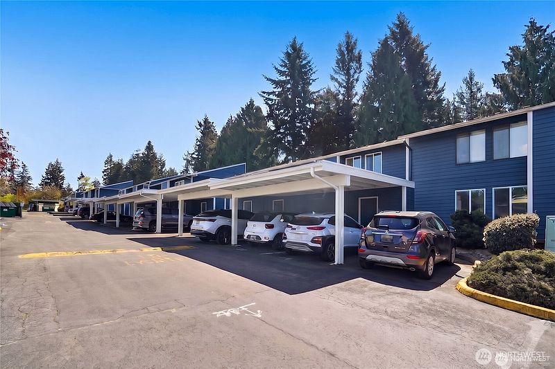 2nd image of 14401 SE Petrovitsky Road #D205