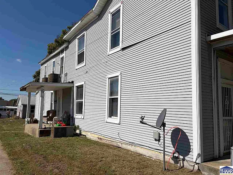 619 S 4th St #2 — Photo 2